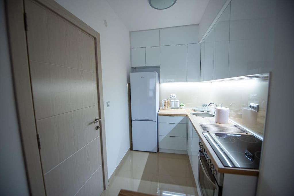 Joy Apartment Bitola Esterno foto